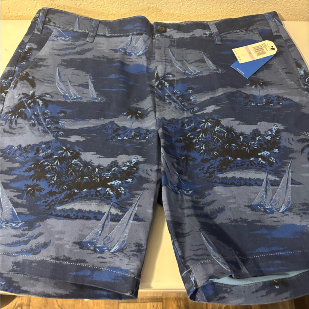 Nautica Blue Patterned Men's Flat Front Shorts